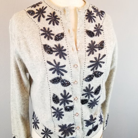 Vintage 1950's Grey & Navy Hand Beaded Angora Cardigan Sweater  Women's Small - Picture 4 of 14